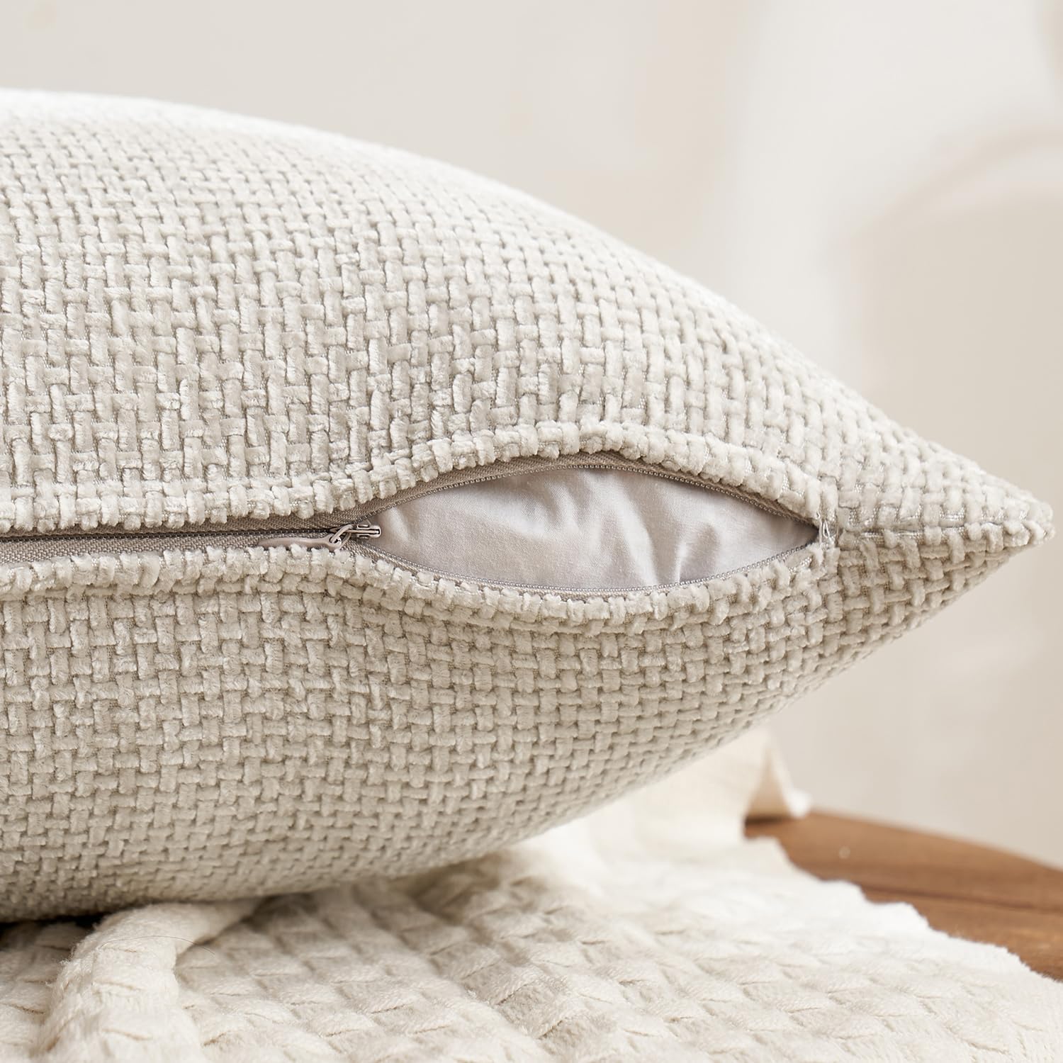 MIULEE Pack of 4 Couch Throw Pillow Covers 18x18 Inch Neutral Soft Decorative Chenille Pillow Covers Farmhouse Boho Cushion Covers for Mid Century Modern Spring Home Decor Sofa Bedroom Living Room